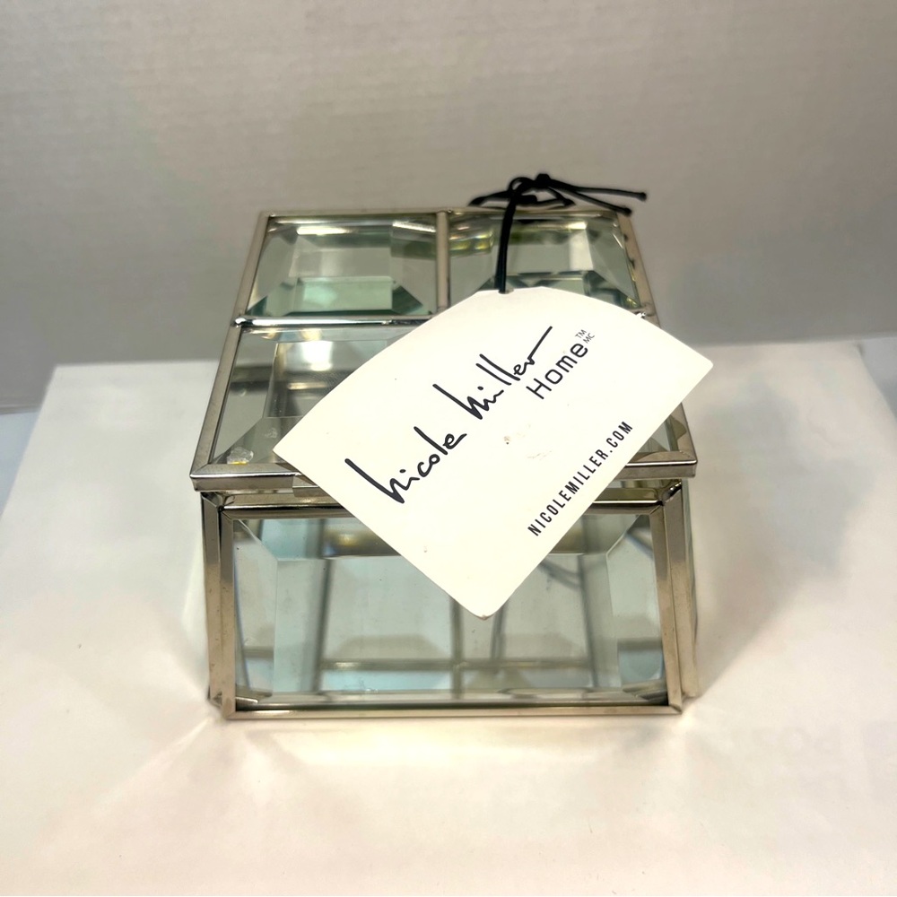Nicole Miller Home Glass Mirrored Trinket Jewelry Box 3.5x3.5 Lid / 4X4 Base NEW